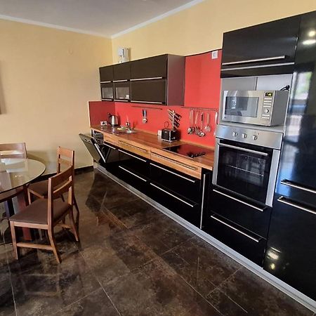 Apartments Coral Котор Екстер'єр фото