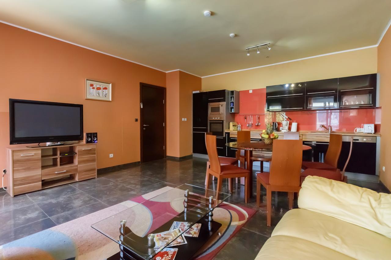 Apartments Coral Котор Екстер'єр фото