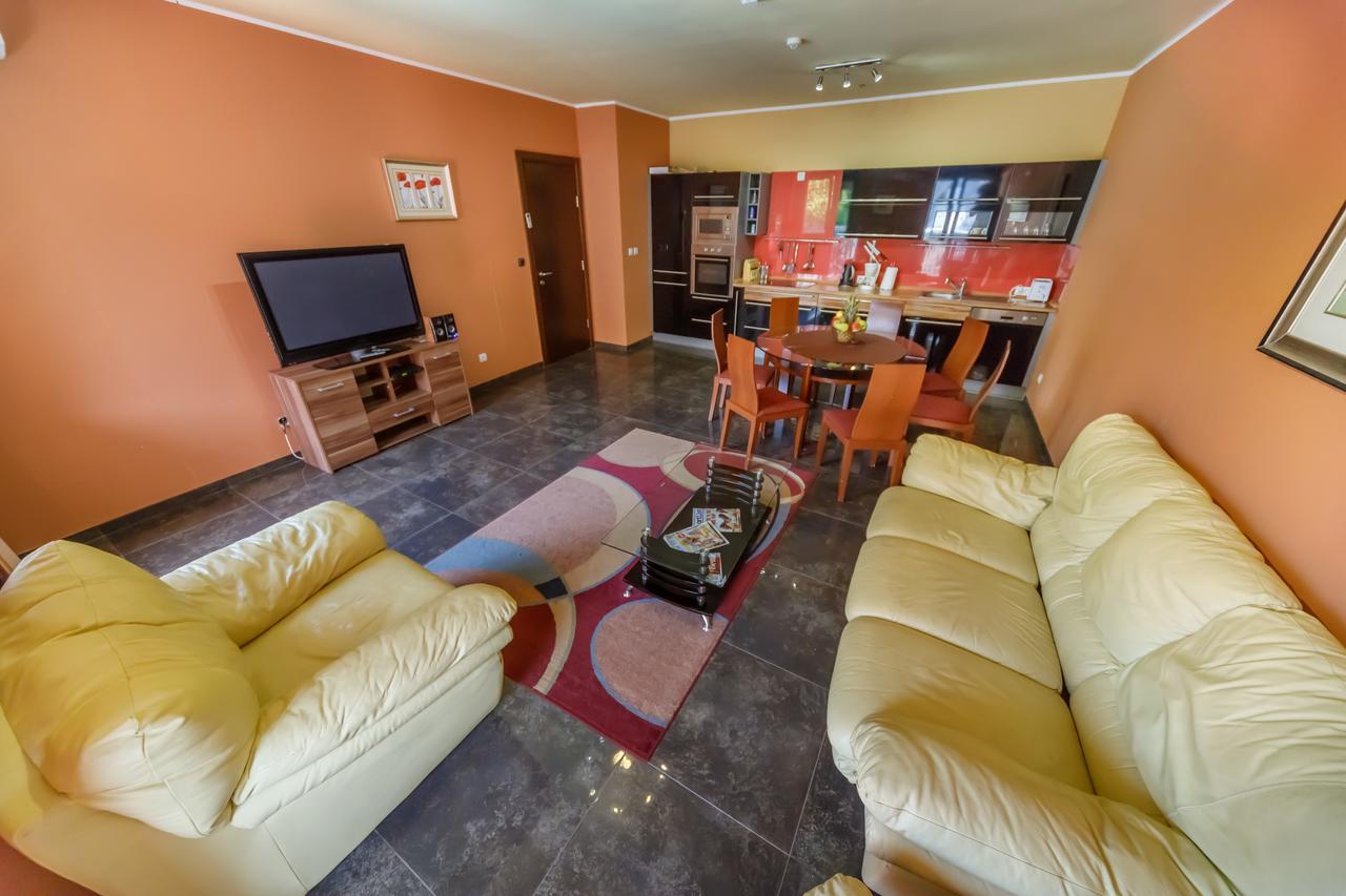 Apartments Coral Котор Екстер'єр фото