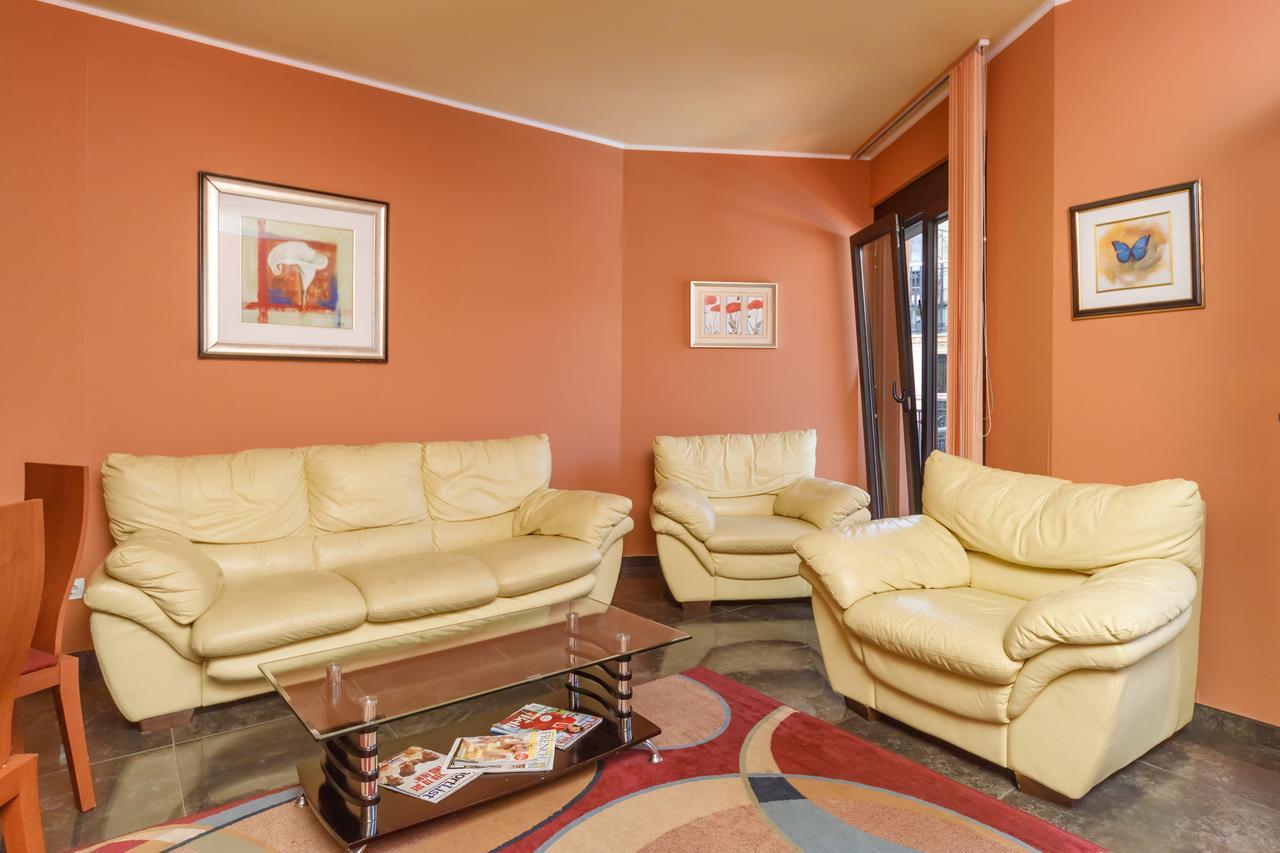 Apartments Coral Котор Екстер'єр фото