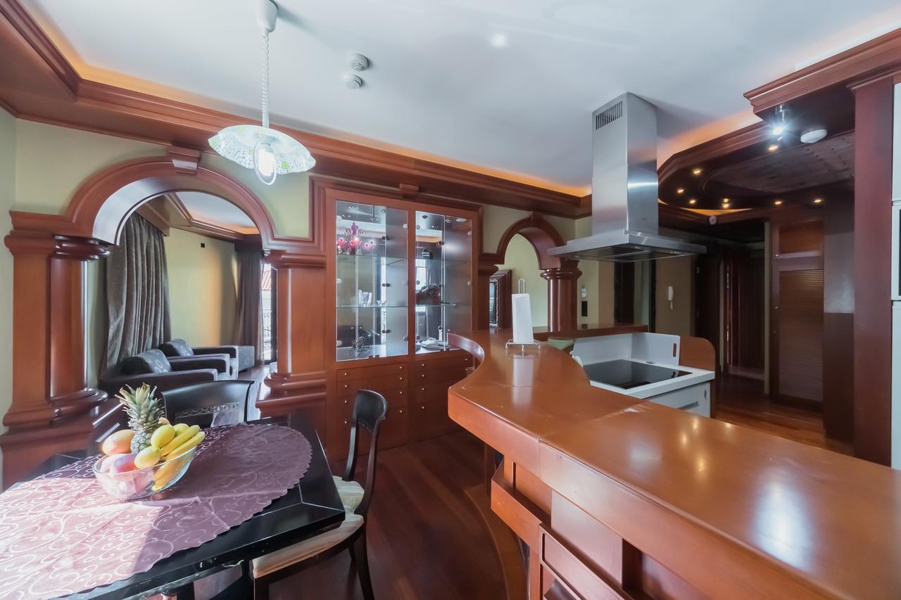 Apartments Coral Котор Екстер'єр фото