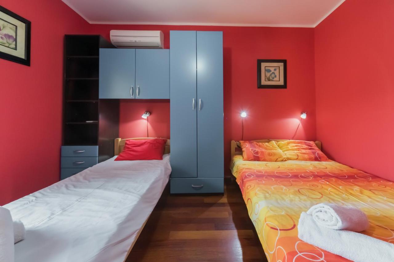 Apartments Coral Котор Екстер'єр фото