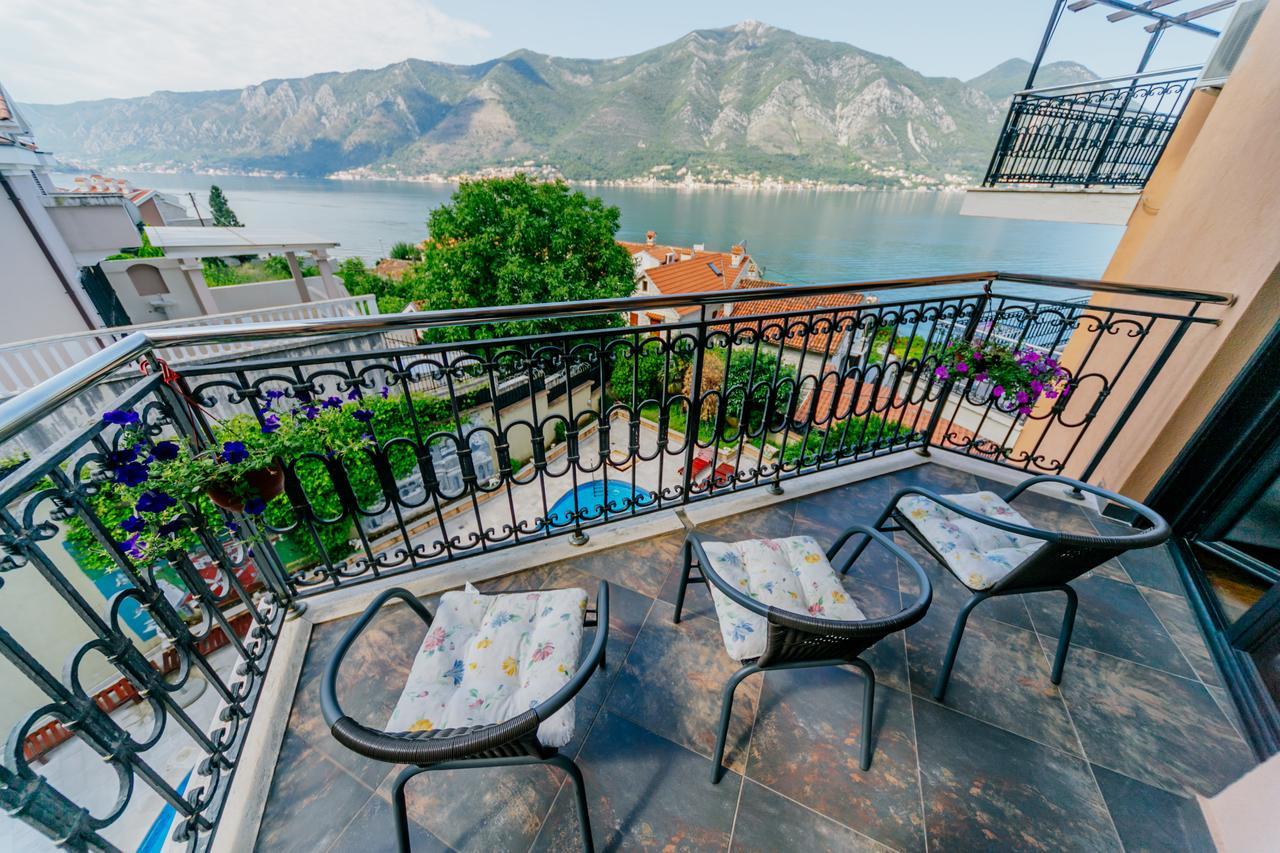 Apartments Coral Котор Екстер'єр фото